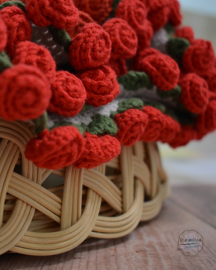 GÜL DESENLİ BUKET BATTANİYE
