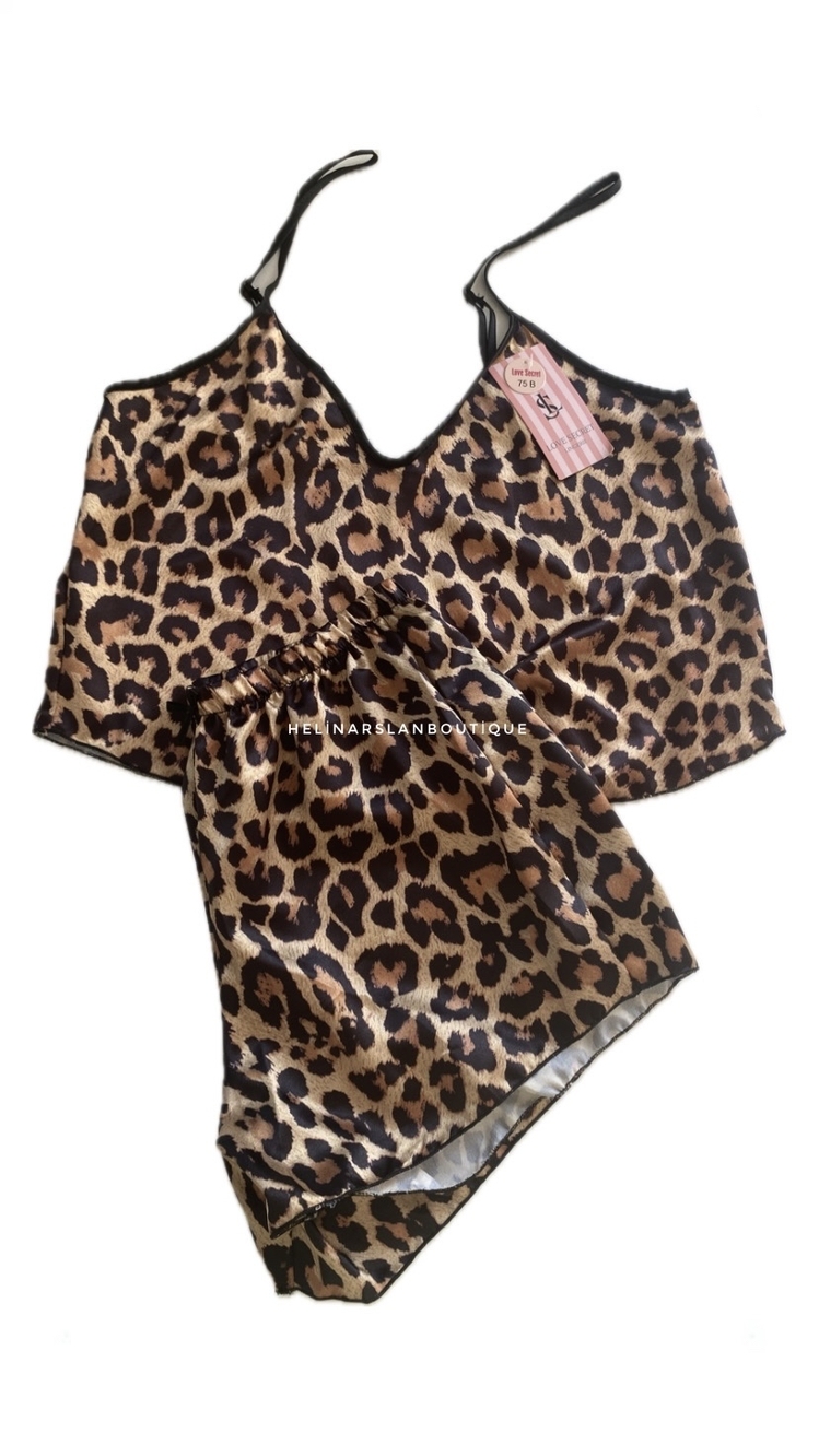 Leopar Desen Şortlu Takım 