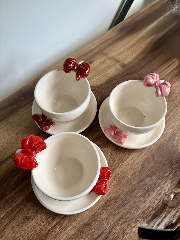 Kurdeleli Fincan Set