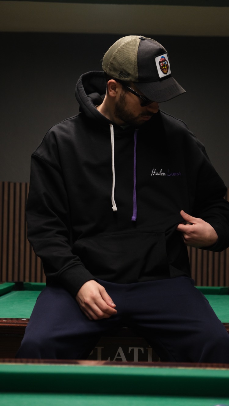 LOOSE FİT NAKIŞLI HOODİE