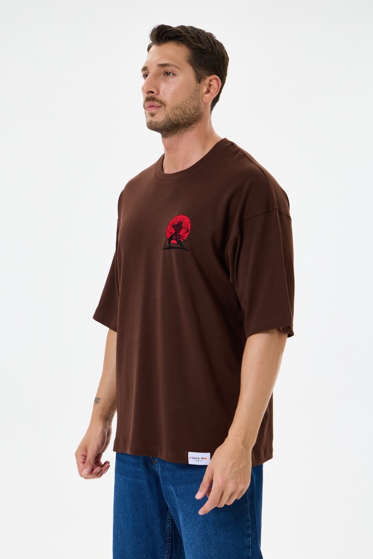 Nakış Detaylı Oversize Tişört Kahverengi MM (Unisex)