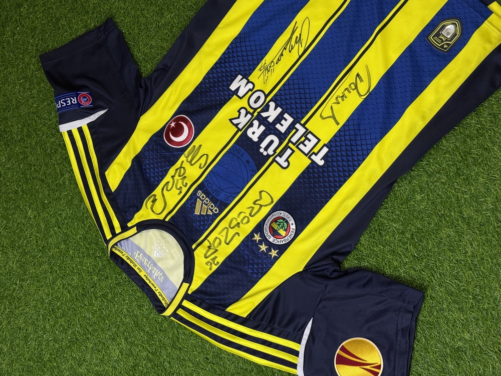 Orijinal 12/13 Sezonu Alex de Souza Maçta Giydiği Islak İmzalı Fenerbahçe Forması M beden