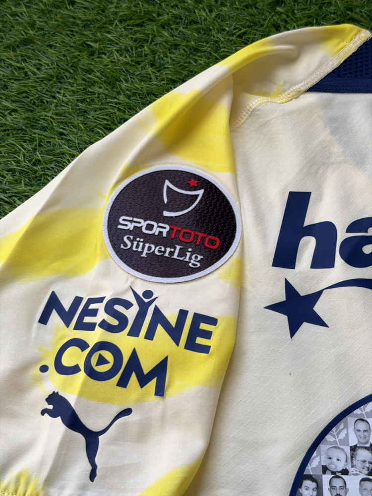 Orijinal 22/23 Sezonu Diego Rossi Islak İmzalı Fenerbahçe Maç Forması S beden