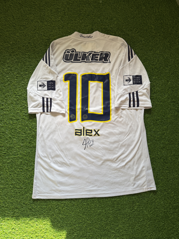 Orijinal 10/11 Sezonu Alex de Souza Islak İmzalı Fenerbahçe Forması L beden