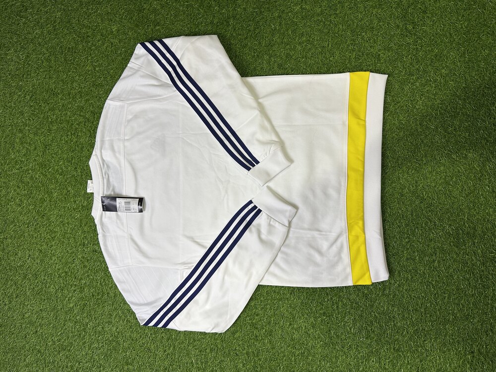 Orijinal 15/16 Sezonu Etiketli Sweatshirt S-M beden