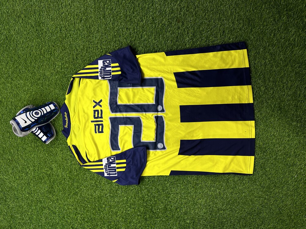 Orijinal 07/08 Sezonu Alex de Souza Islak İmzalı Fenerbahçe Forma M beden