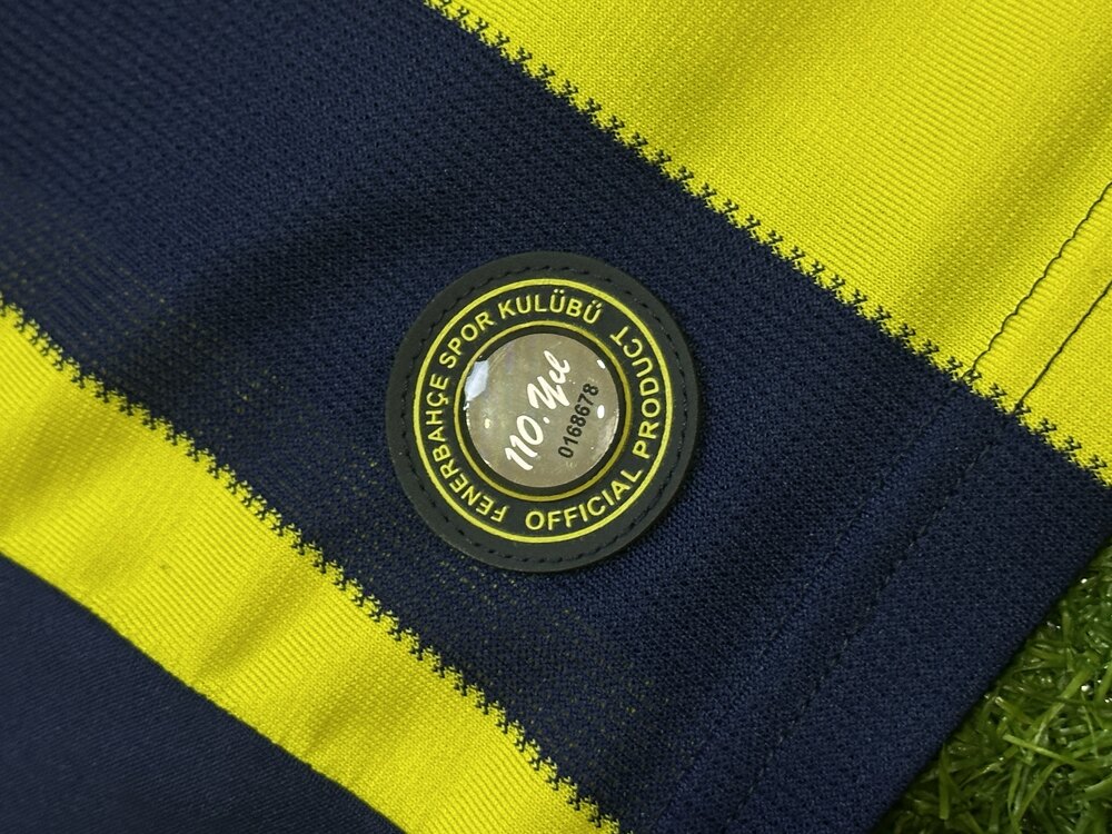 Orijinal 16/17 Sezonu Çubuklu L beden
