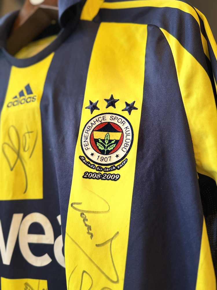 Orijinal 08/09 Sezonu Islak İmzalı Fenerbahçe Forması L beden