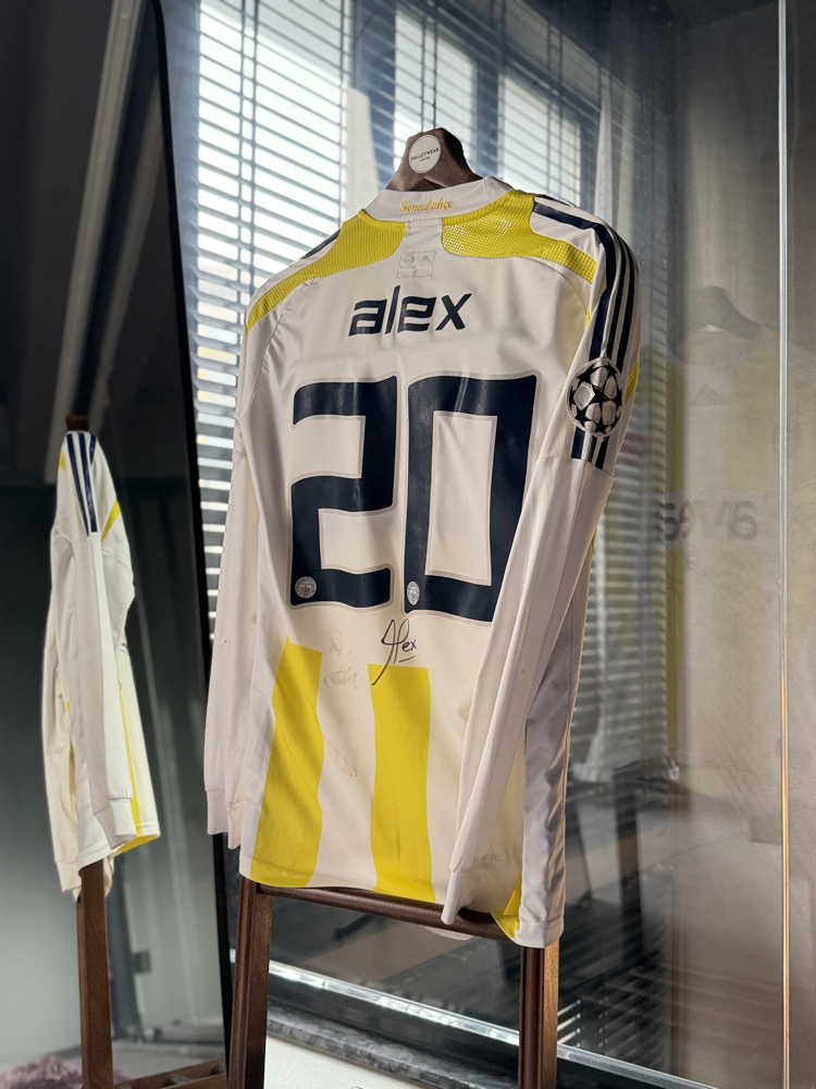 Orijinal 07/08 Sezonu Alex de Souza Şampiyonlar Lig Maçta Giydiği Islak İmzalı Forması 
