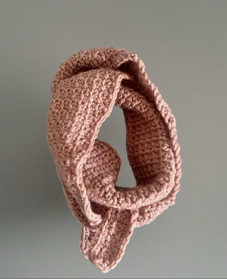 El yapımı kroşe mini atkı bandana