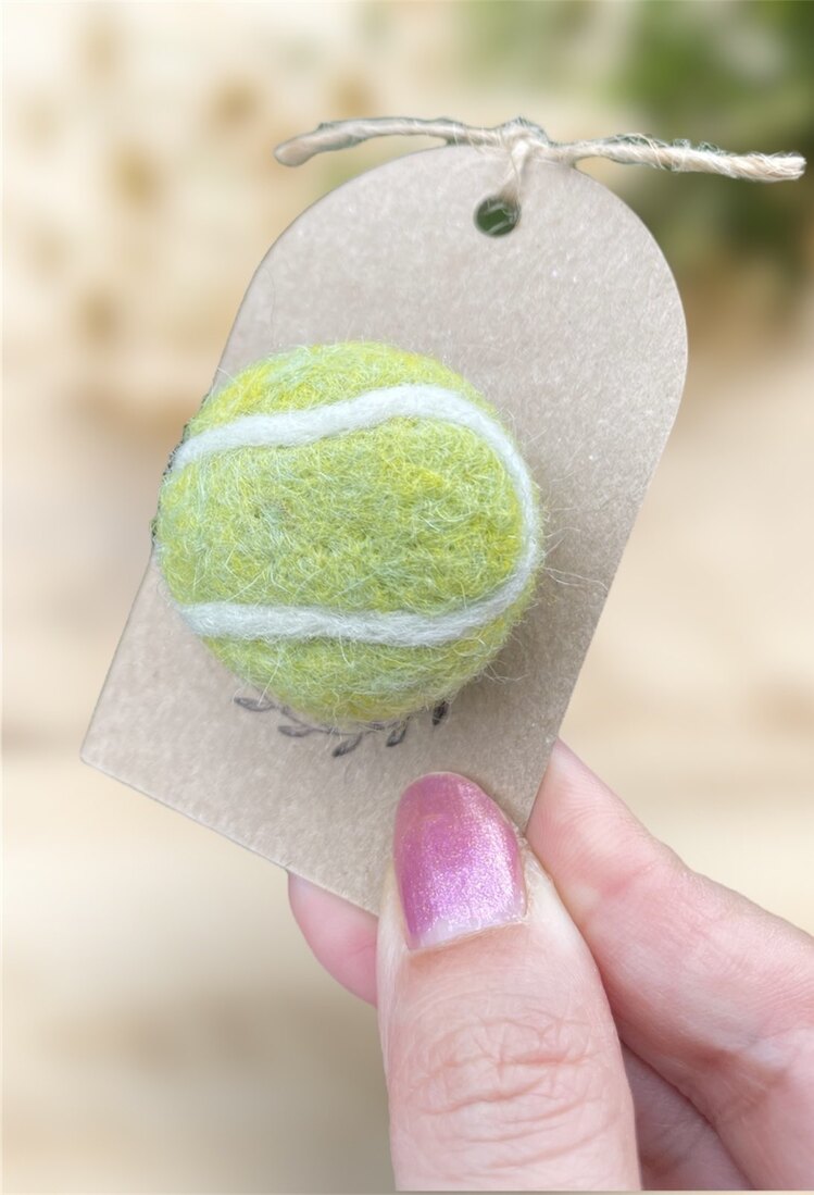 Tenis Topu Broş