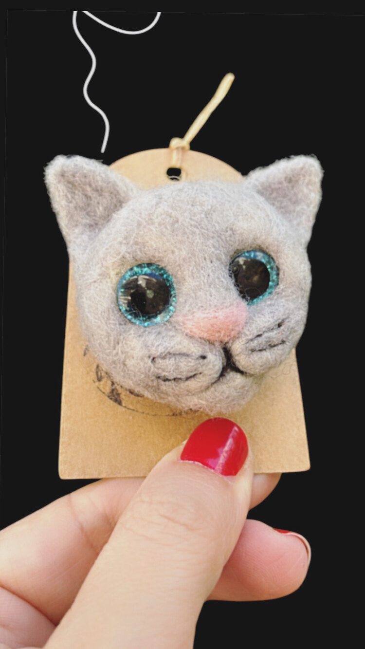Kedi Broş