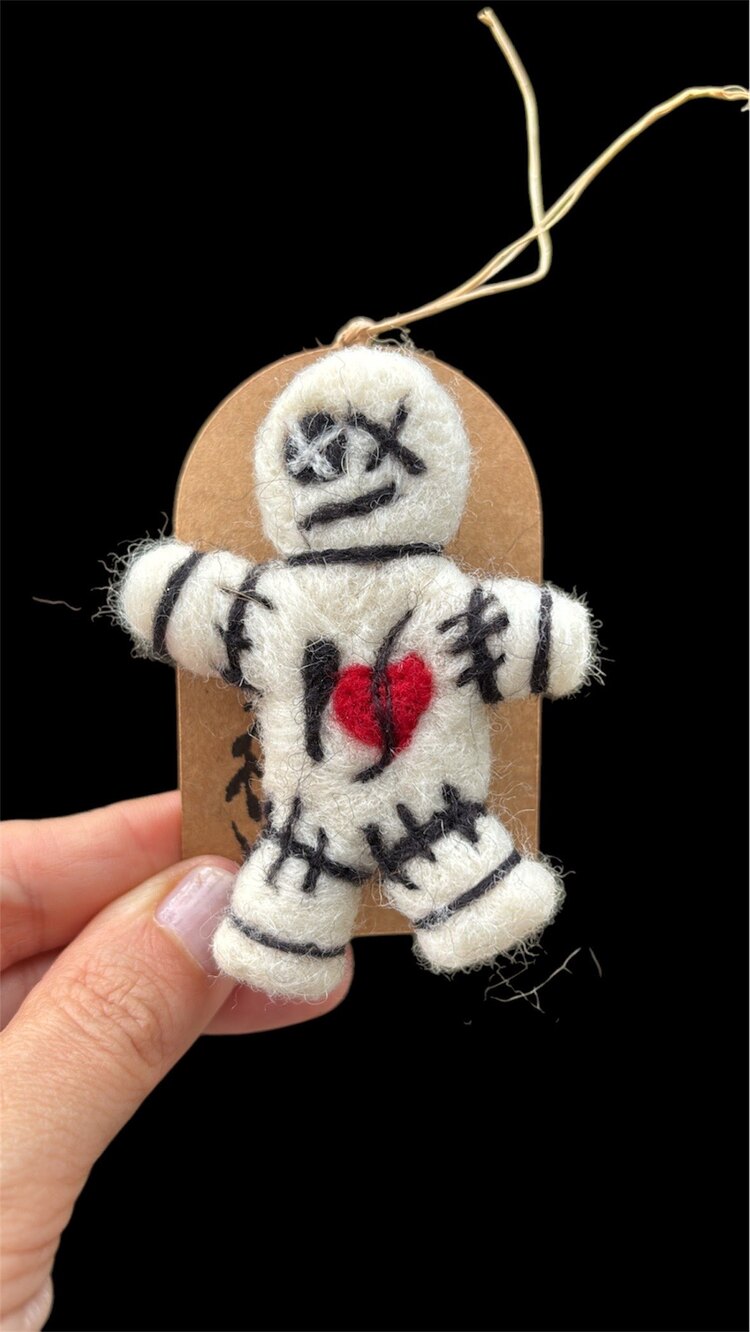 Voodoo Bebeği Broş