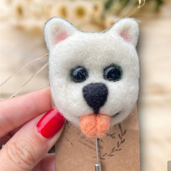 Köpek Broş