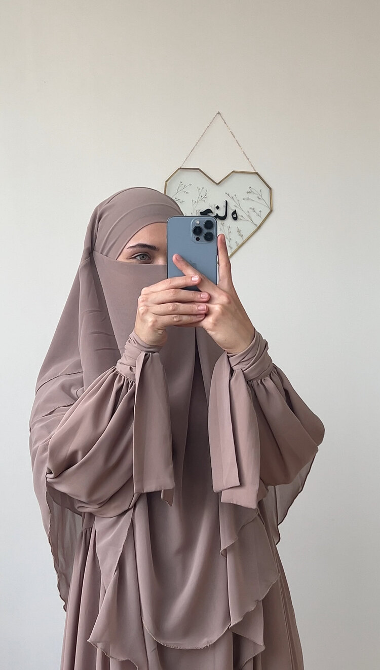 KOYU BEJ MİHRİMAH FERACE