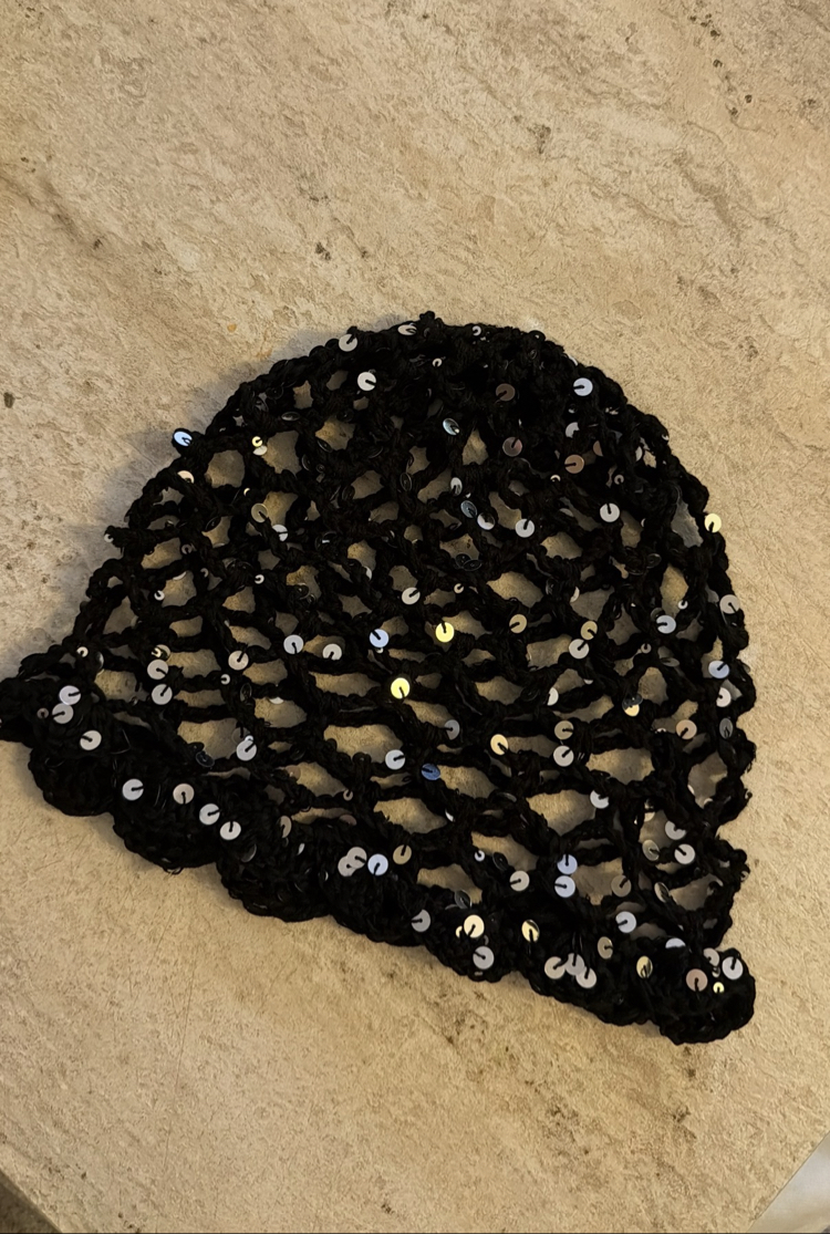 Siyah pullu bandana 