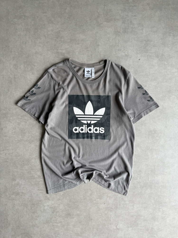 (L) Orijinal Adidas Tshirt