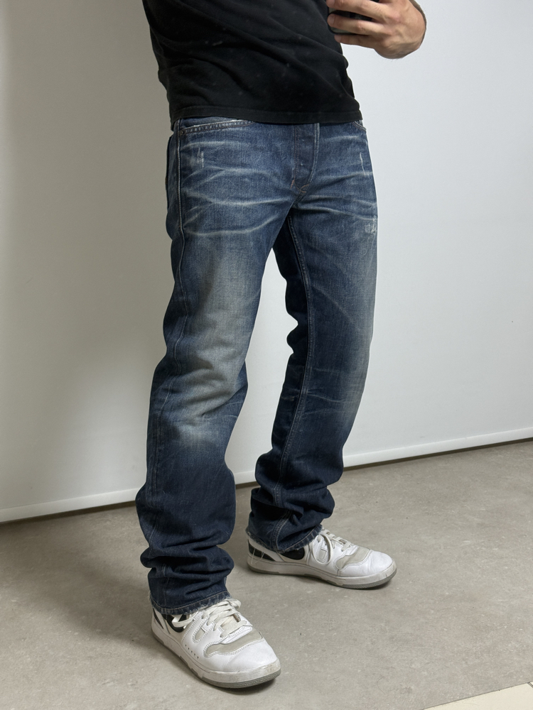 (W32) Vintage Diesel Jean