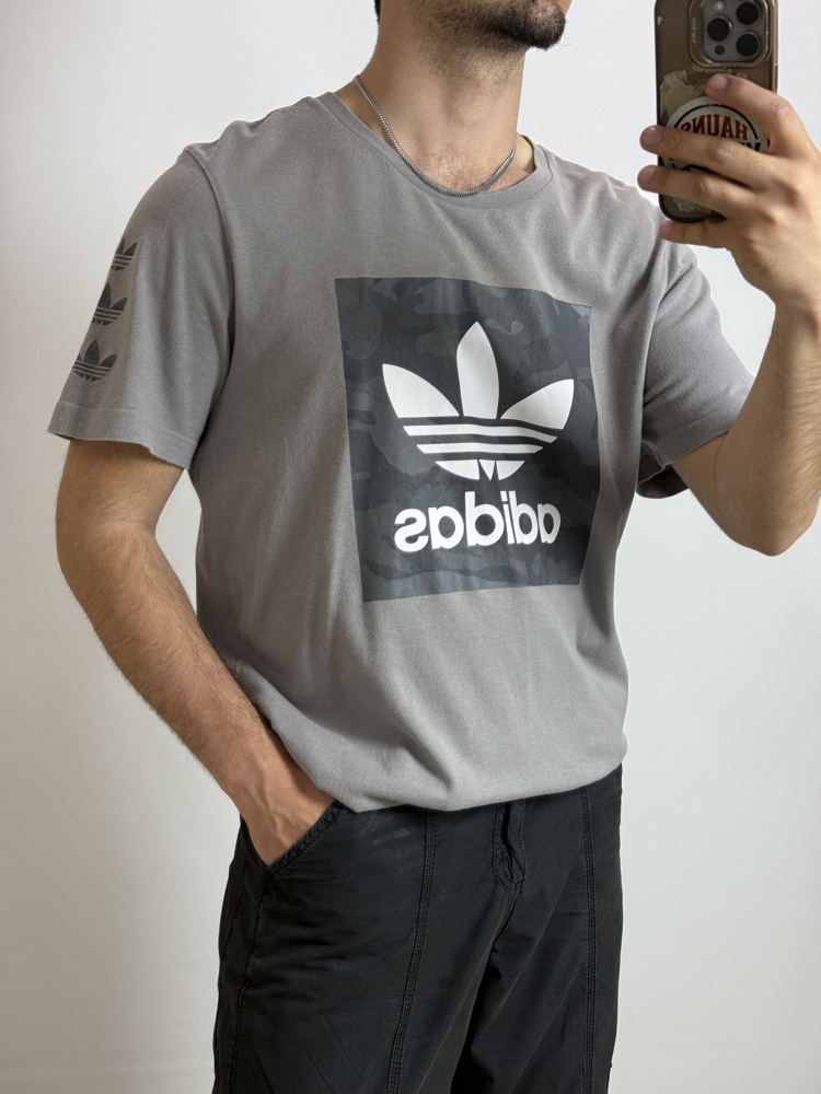 (L) Orijinal Adidas Tshirt