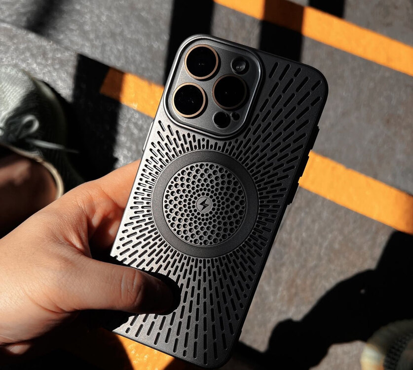 Titanyum M-Benz MagSafe Case