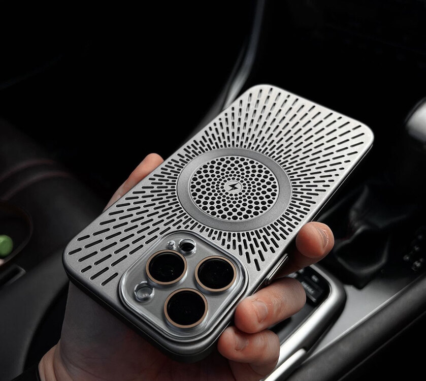 Titanyum M-Benz MagSafe Case