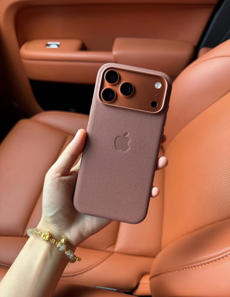 Techwoven Dokuma Case Sienna