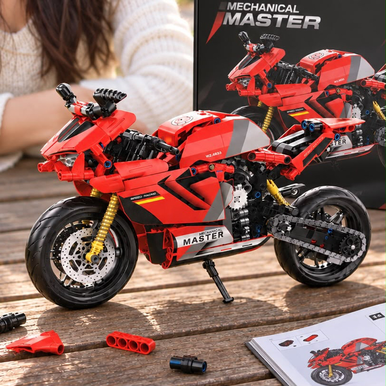 Motor Lego 600 Parça
