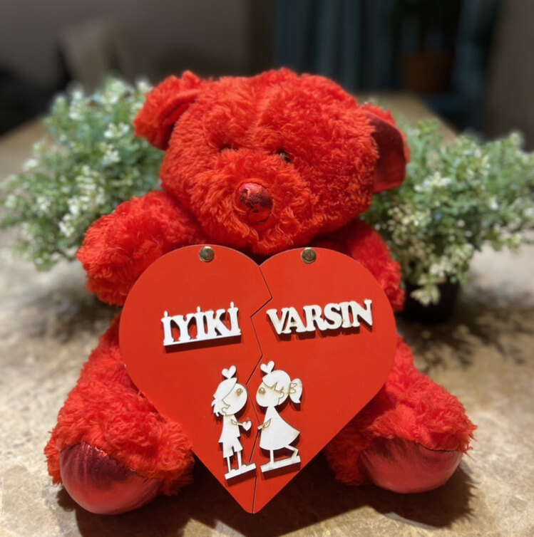 ♥️ İYİKİ VARSIN ♥️