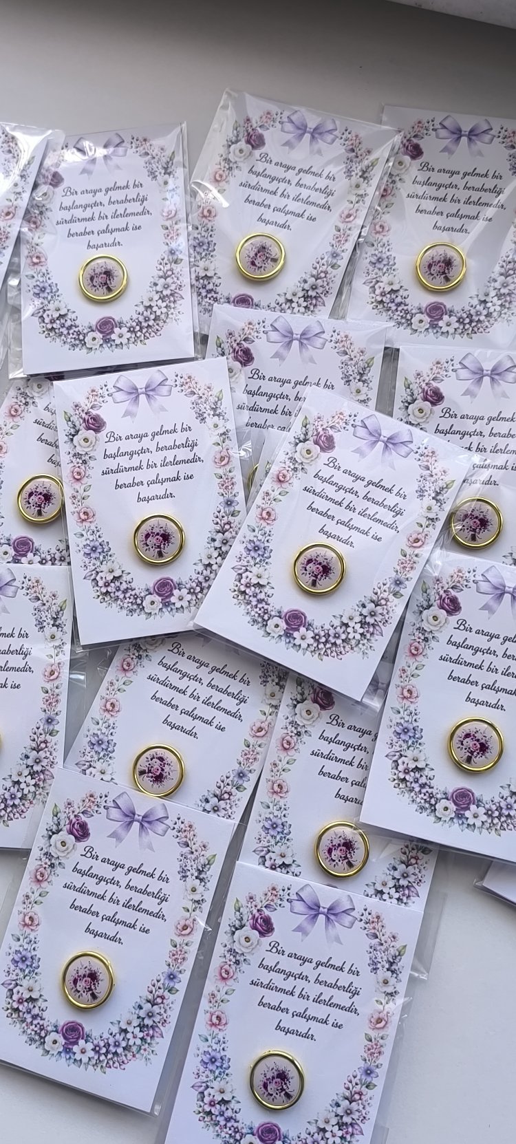 Çiçek Broş Veli Hediyesi