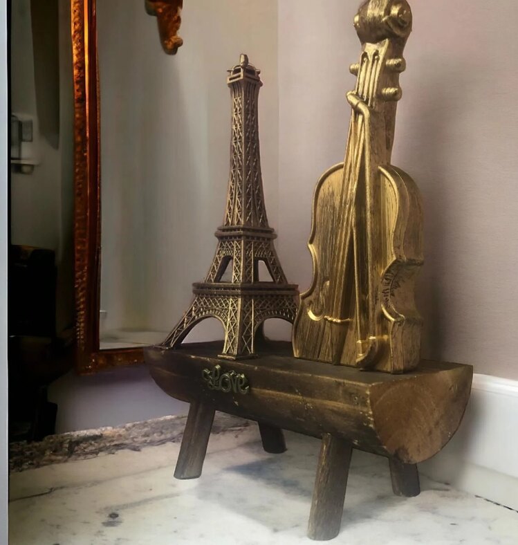 Dekoratif Ahşap Altlıklı Eyfel Kulesi Ve Viyolonsel 20cm
