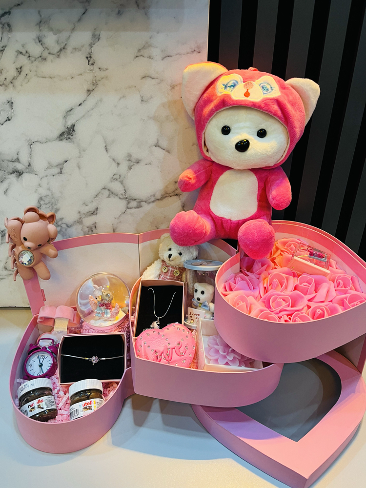 Pembe puffy 3 katlı hediye seti