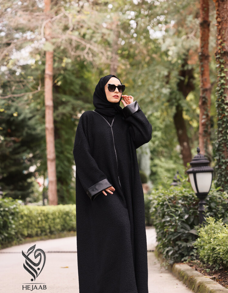 Deri Detaylı Buklet Abaya