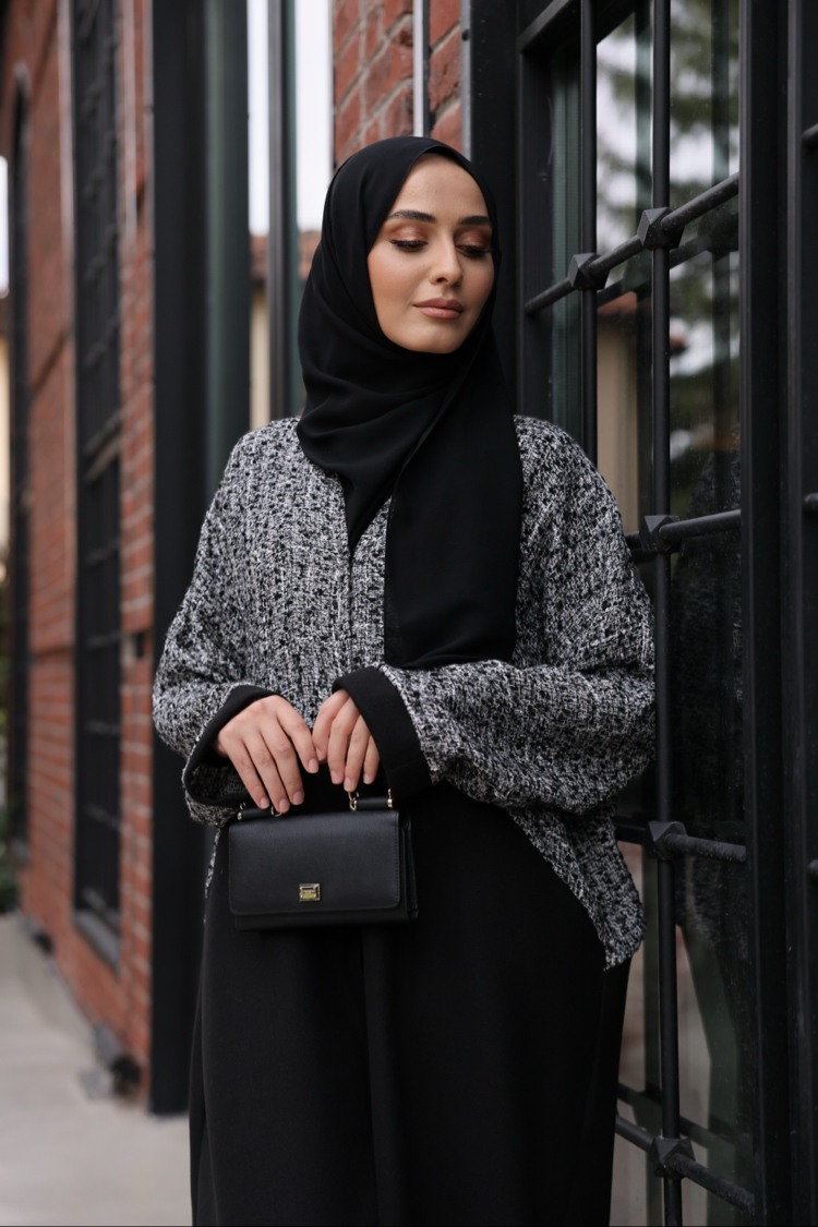 Chanel Kumaş Detaylı Kaşe Abaya