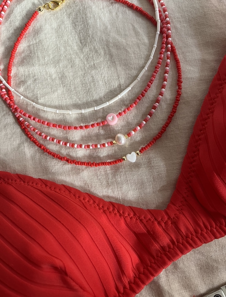 • SUMMER | RED