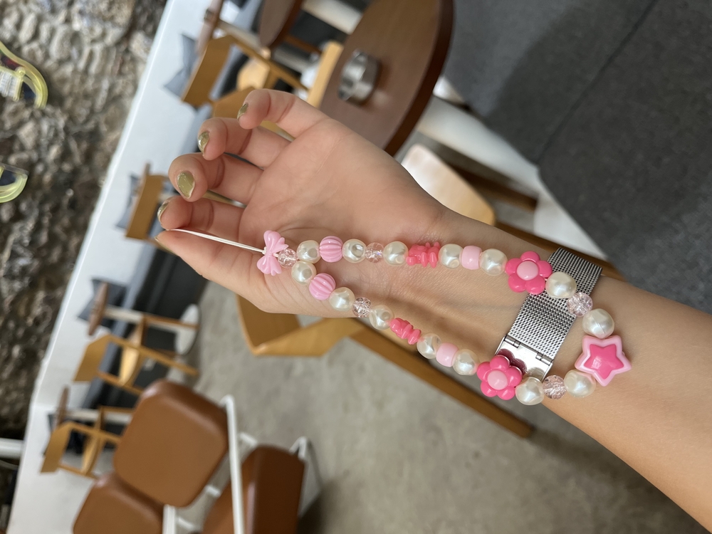 • BEADED CHARM | PINK 