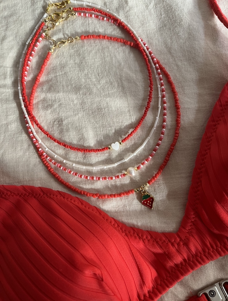 • SUMMER | RED