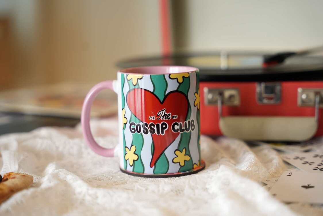 THE GOSSIP CLUB KUPA