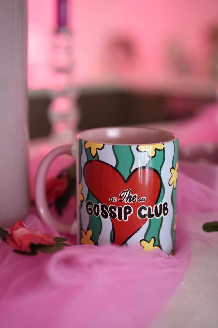 THE GOSSIP CLUB KUPA