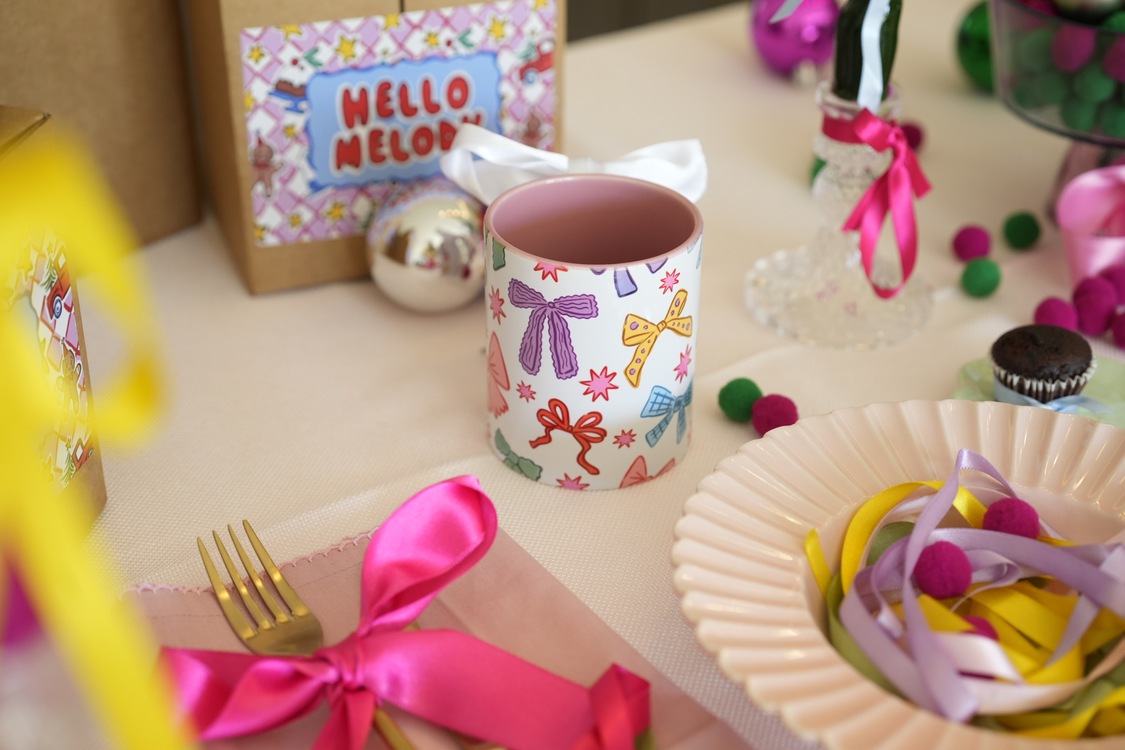 'RIBBONS' KUPA