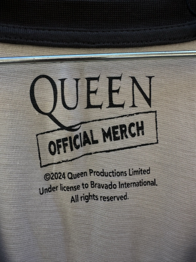 Vintage Queen Long Sleeve
