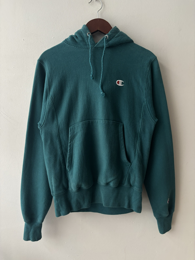S Champion sweatshirt