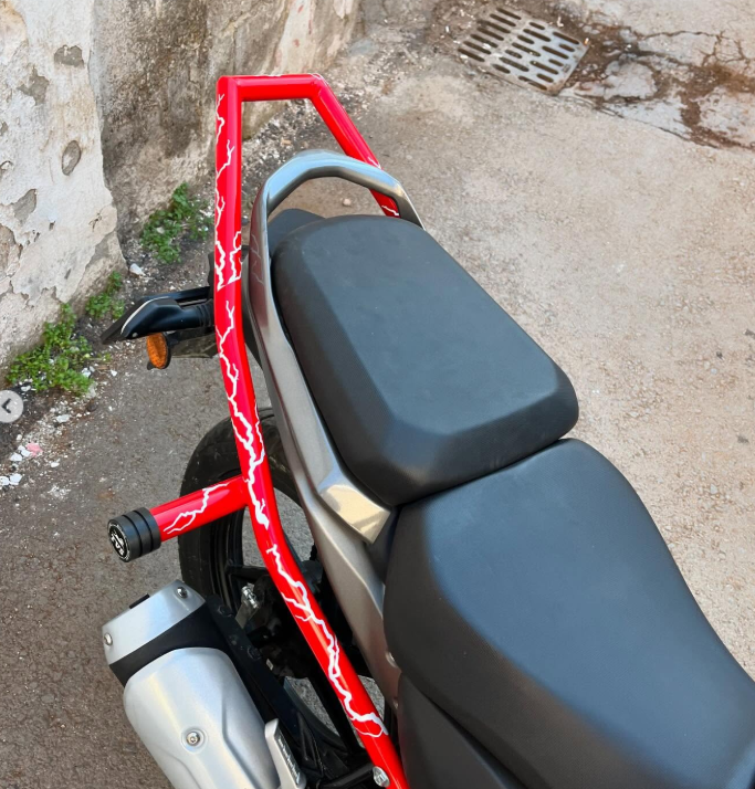 TVS RAİDER ARKA STUNT DEMİRİ
