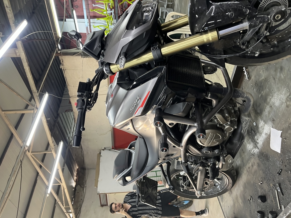 Srk250s On koruma demiri