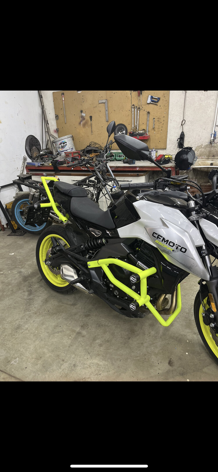 Nk650 arka stunt demiri