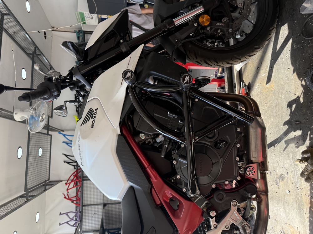 Honda Hornet 750 v2 koruma demiri