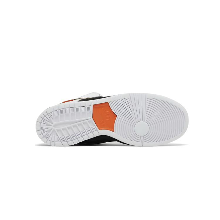 Nike SB Dunk Low Tightbooth