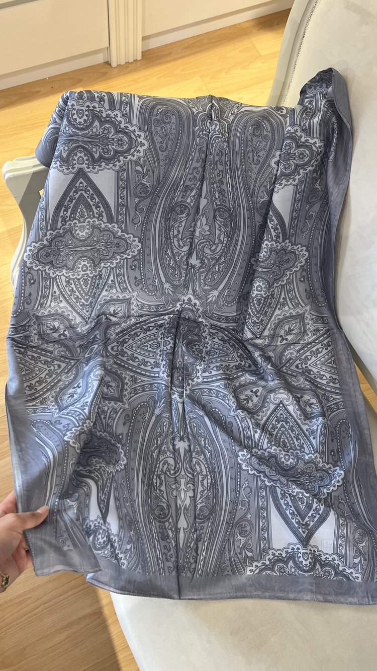 Etro desen şal