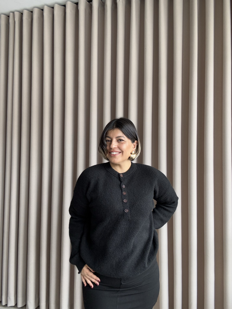 Düğmeli Bisiklet Yaka Kazak