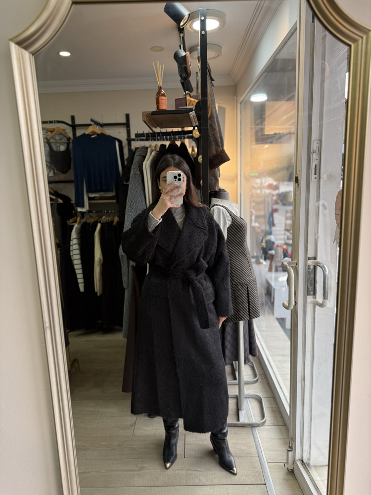 Siyah Tüylü Premium Kaban