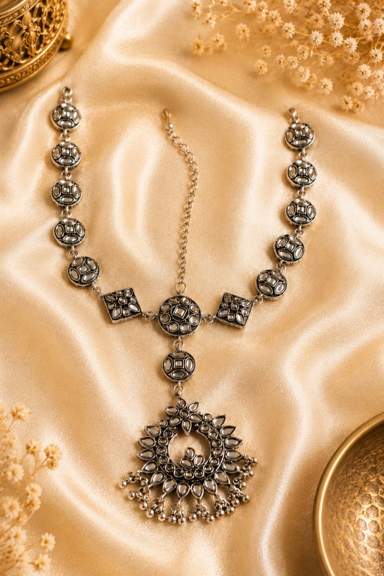 Kundan maantikka
